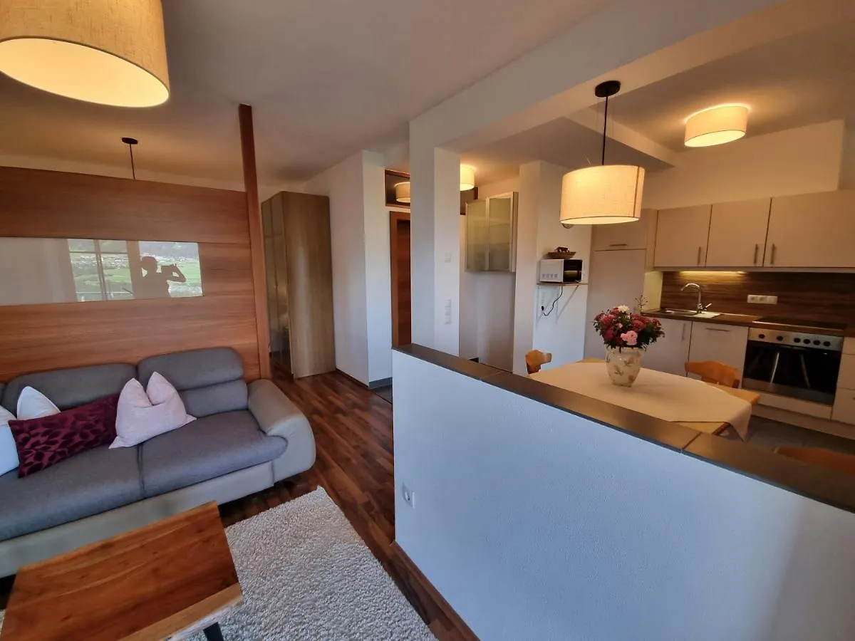 Appartment Schwarzenauer Mutters Lägenhet